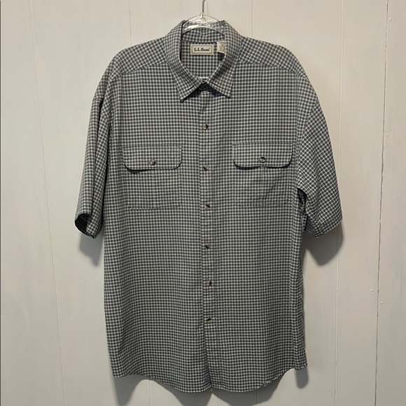 L.L. Bean Other - L.L. Bean Mens Blue Casual Button Down Shirt